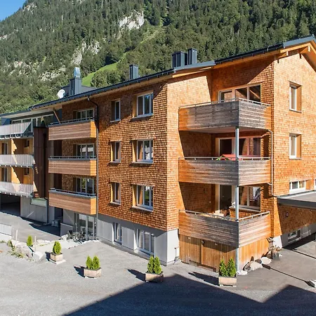 In Der Alpine * Kloesterle am Arlberg